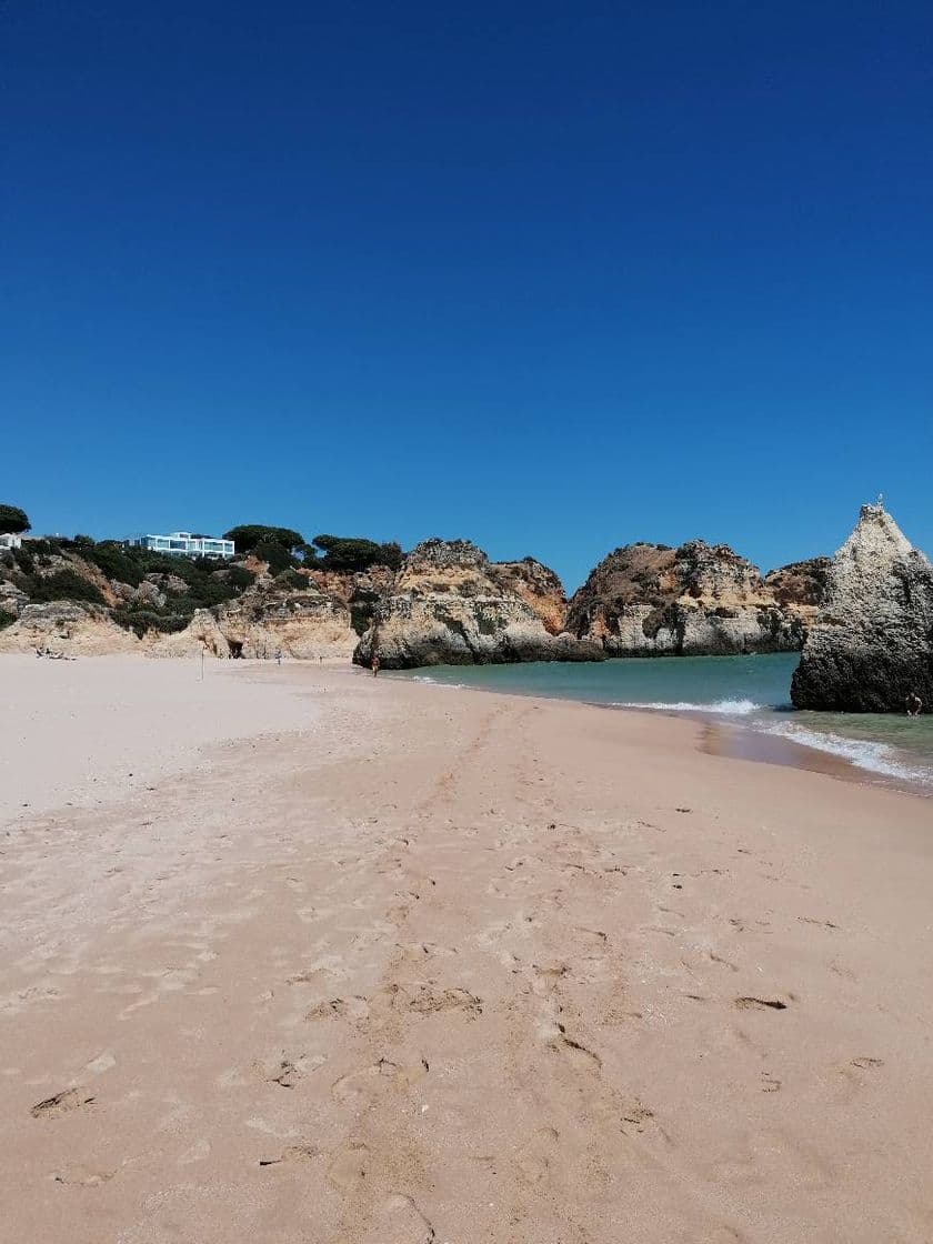 Place Rua Praia dos Três Irmãos