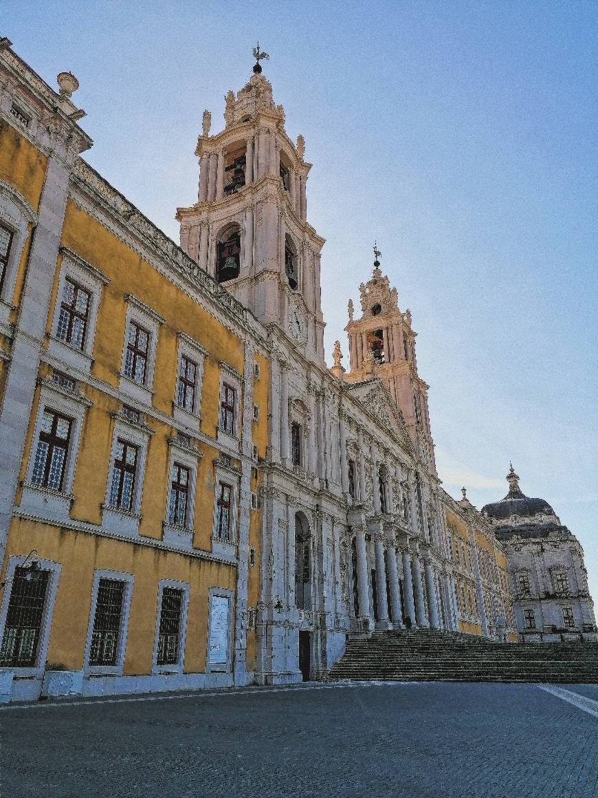 Place Mafra National Palace