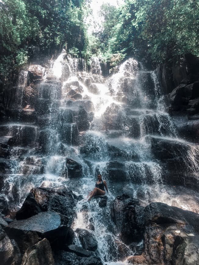 Lugar Kanto Lampo Waterfall