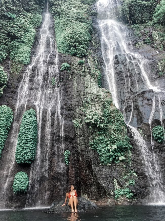 Lugar Banyumala Waterfall