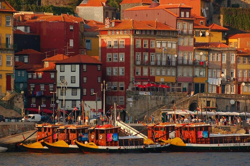 Place Ribeira do Porto