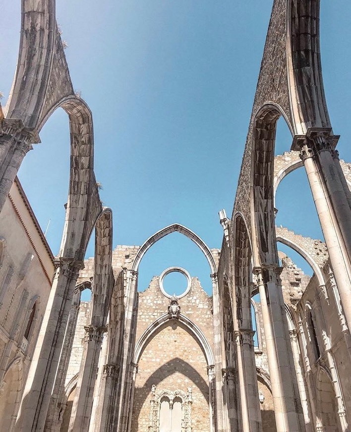 Lugar Convento do Carmo