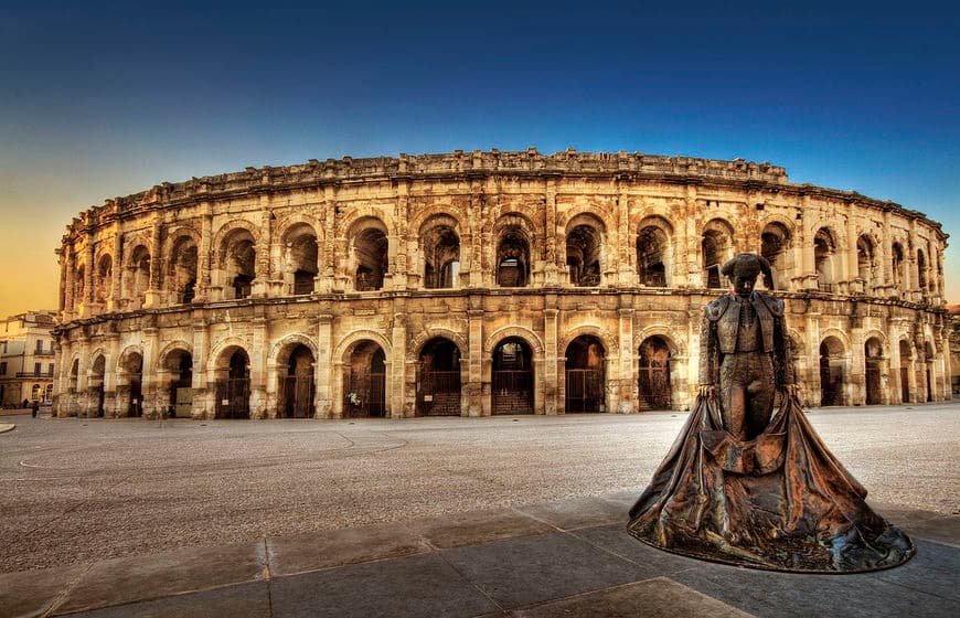 Place Arènes de Nîmes