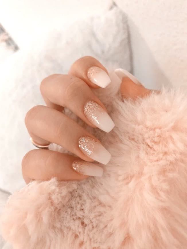 Fashion nails 