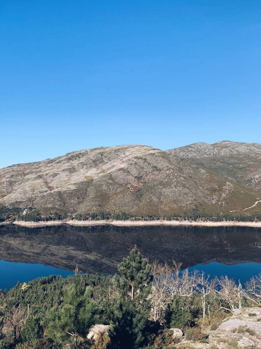 Place Barragem de Vilarinho das Furnas