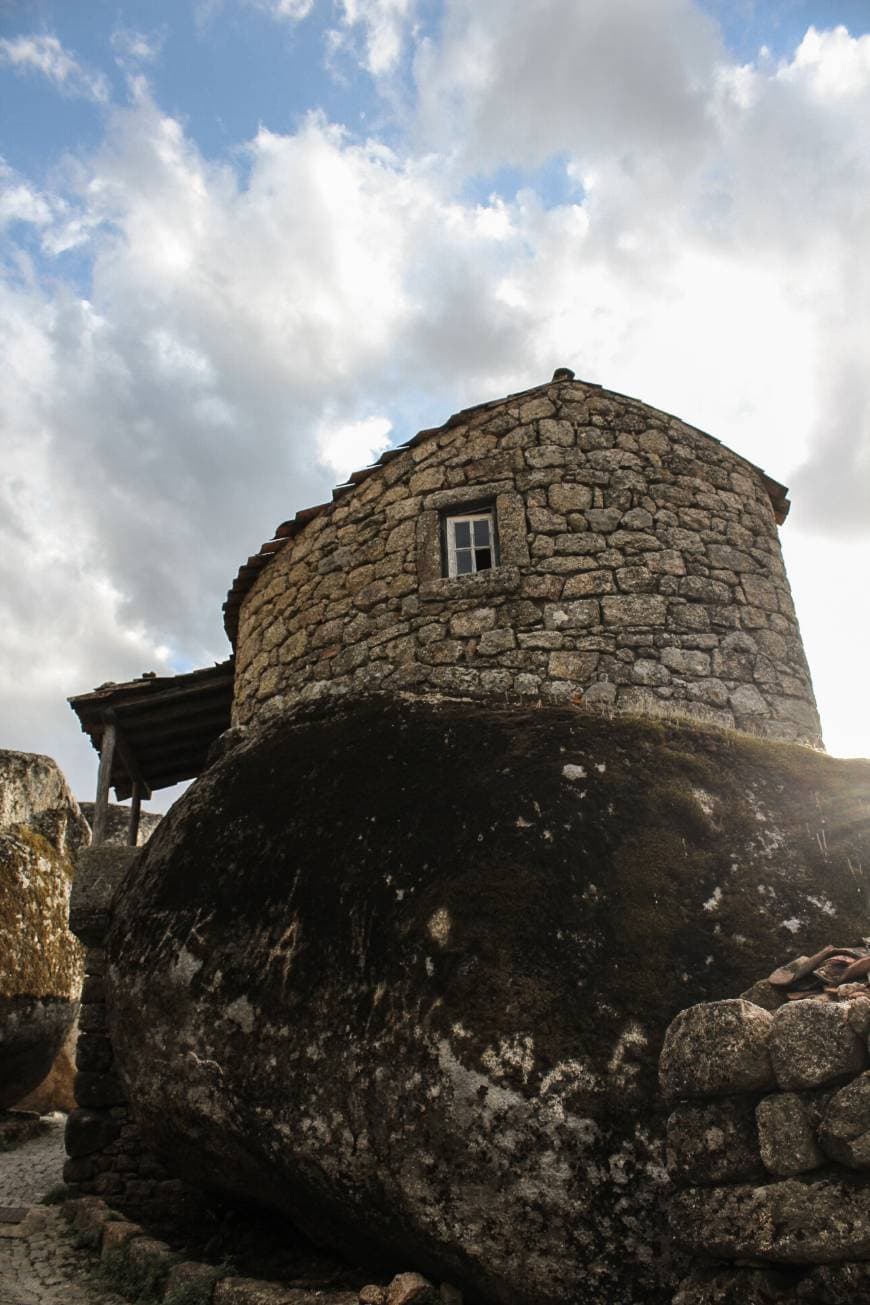 Lugar Castelo De Monsanto