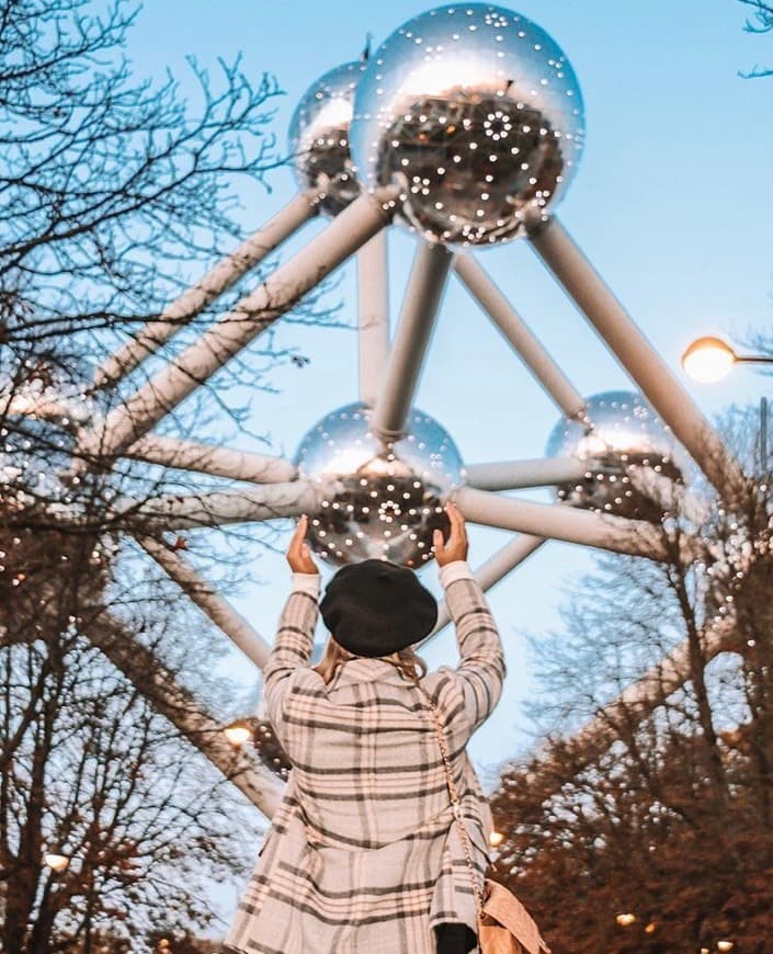 Place Atomium