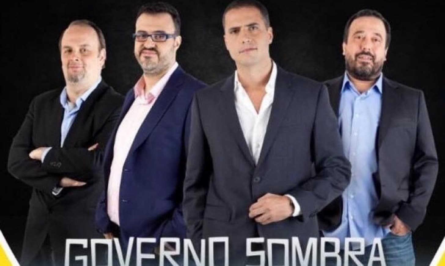 Fashion Governo Sombra