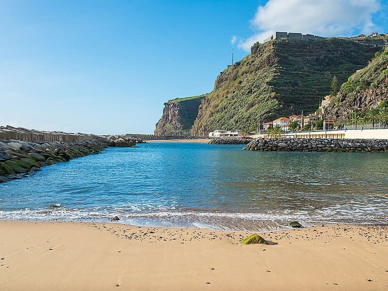 Lugar Praia da Calheta