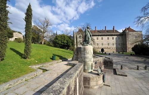 Lugar Paço dos Duques de Bragança