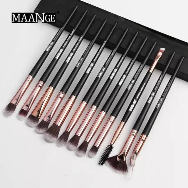 Product 12 Eye Brushes Set 