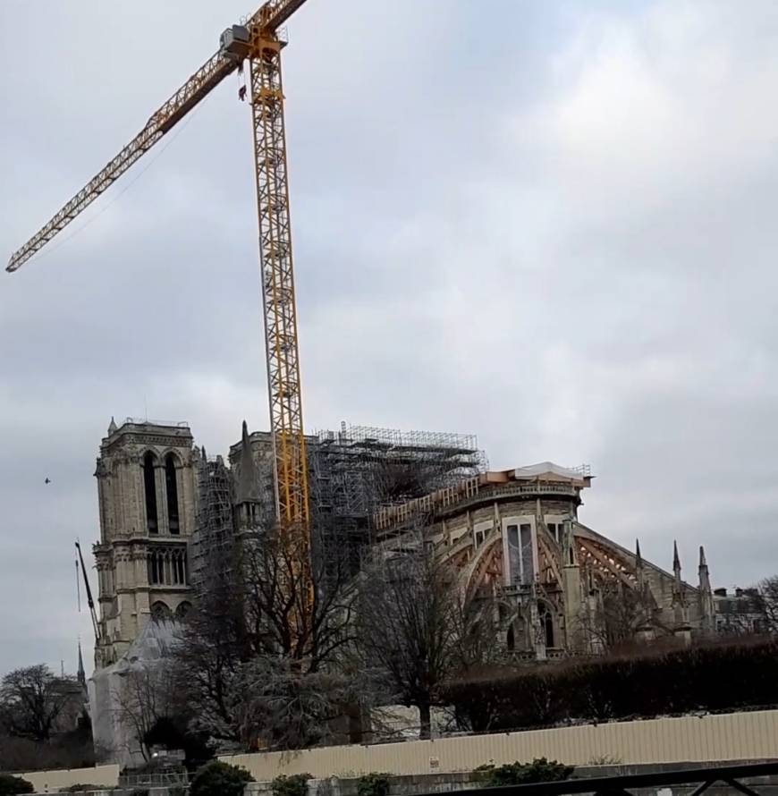 Place Catedral de Notre Dame