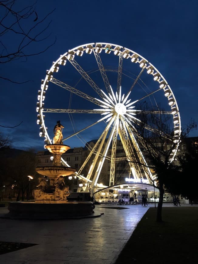 Lugar Budapest eye