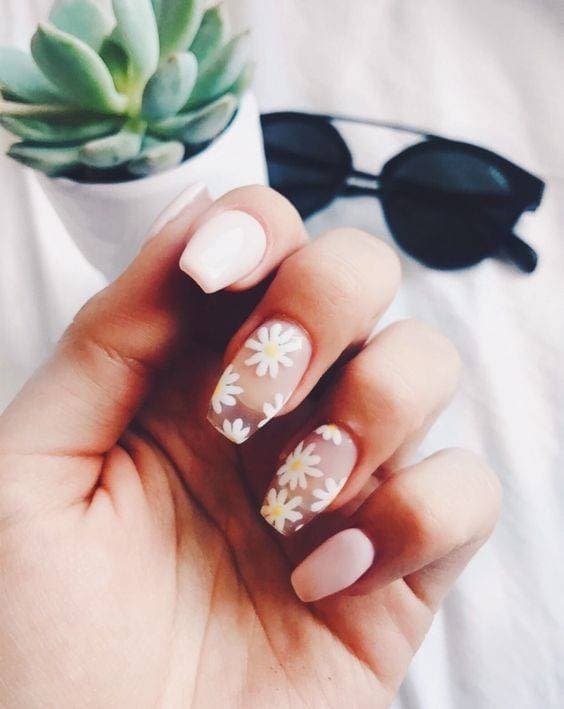 Moda Unhas com flores