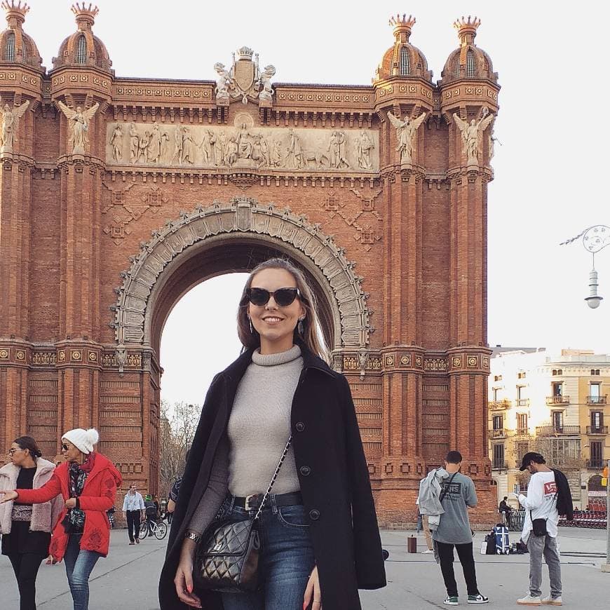 Place Arc de Triomf