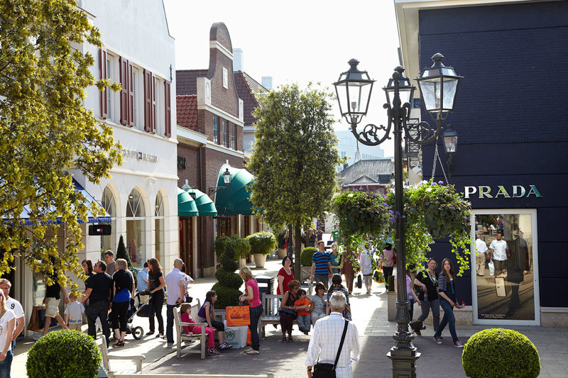 Lugar Roermond Designer Outlet