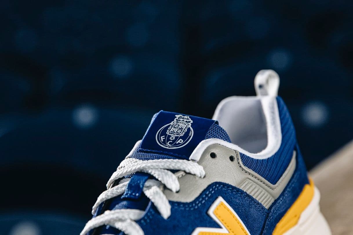 Moda SAPATILHAS FC PORTO NEW BALANCE 20