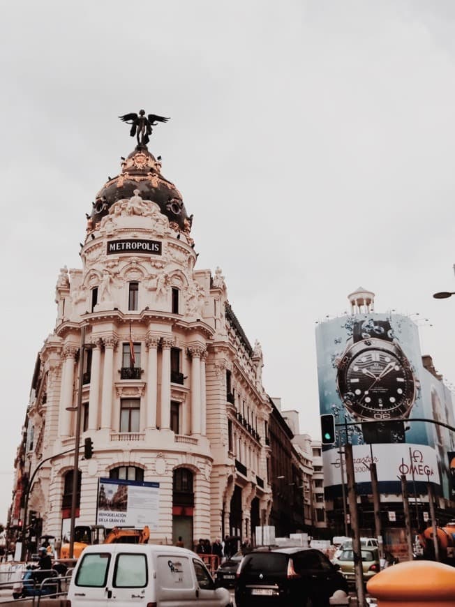 Place Edificio Metrópolis