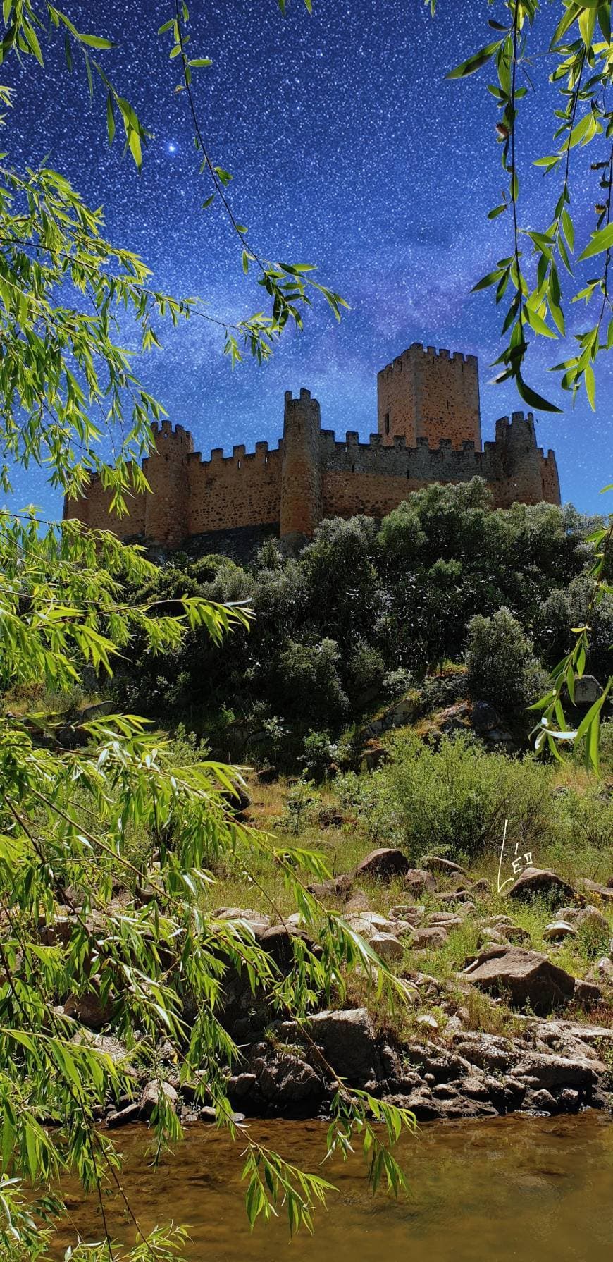 Place Castelo de Almourol