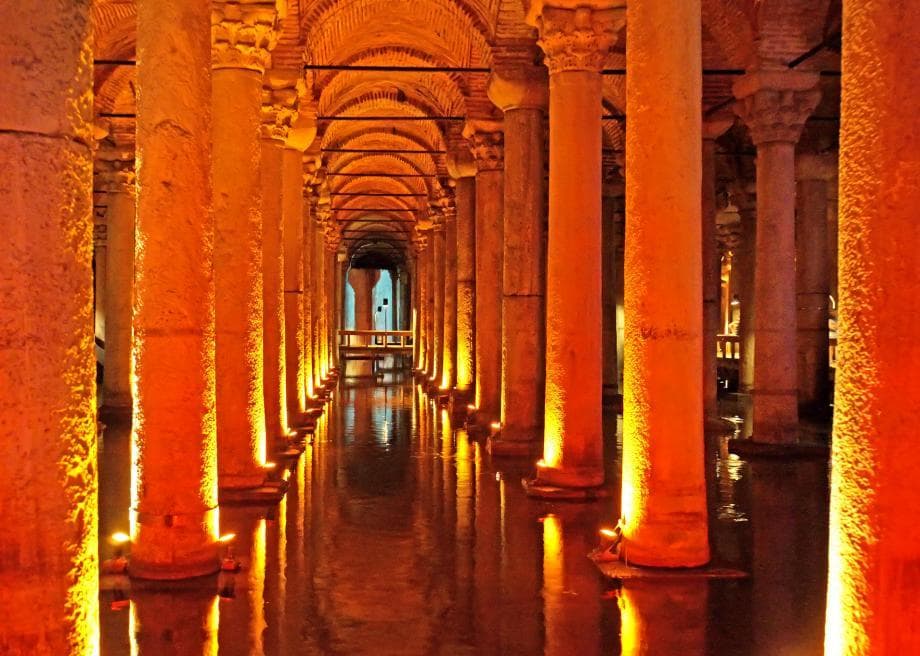 Place Basilica Cistern