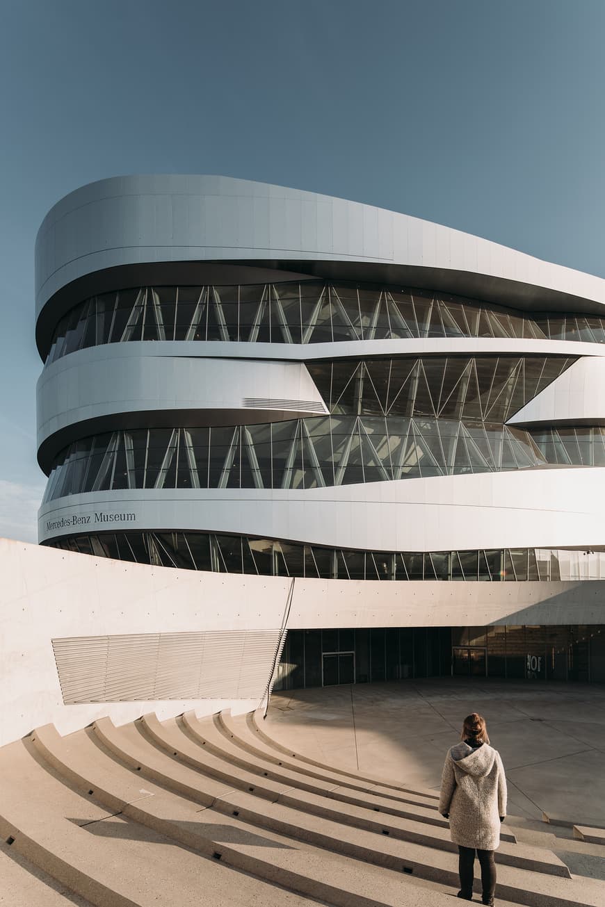 Lugar Museo Mercedes-Benz