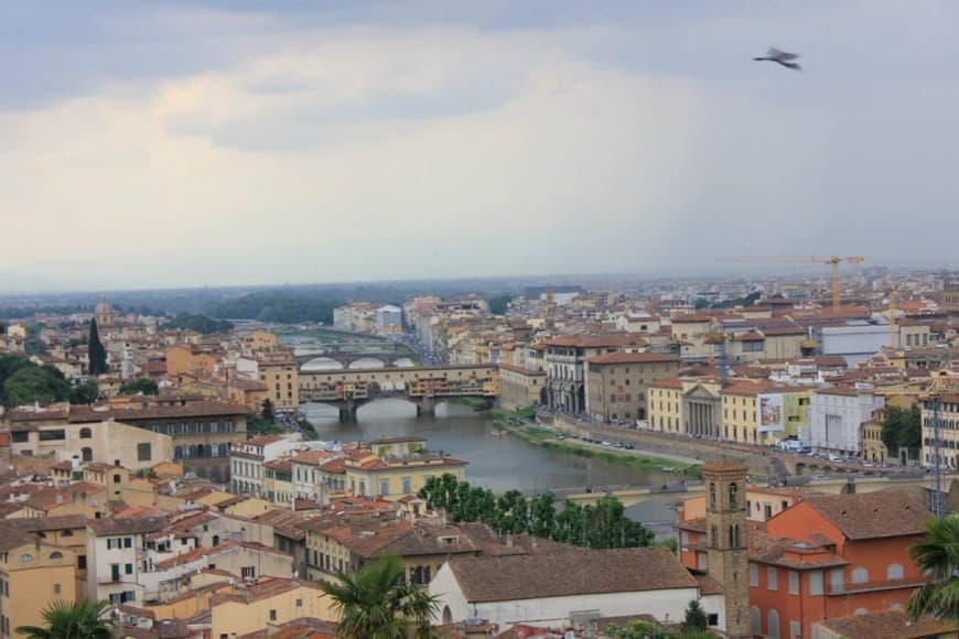 Lugar Piazzale Michelangelo