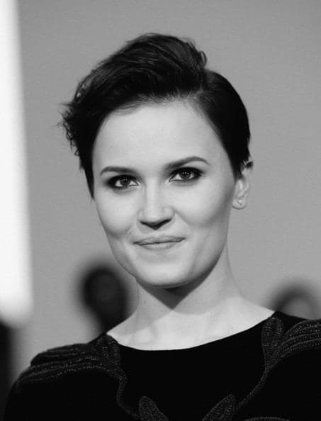 Moda Veronica Roth - Wikipedia