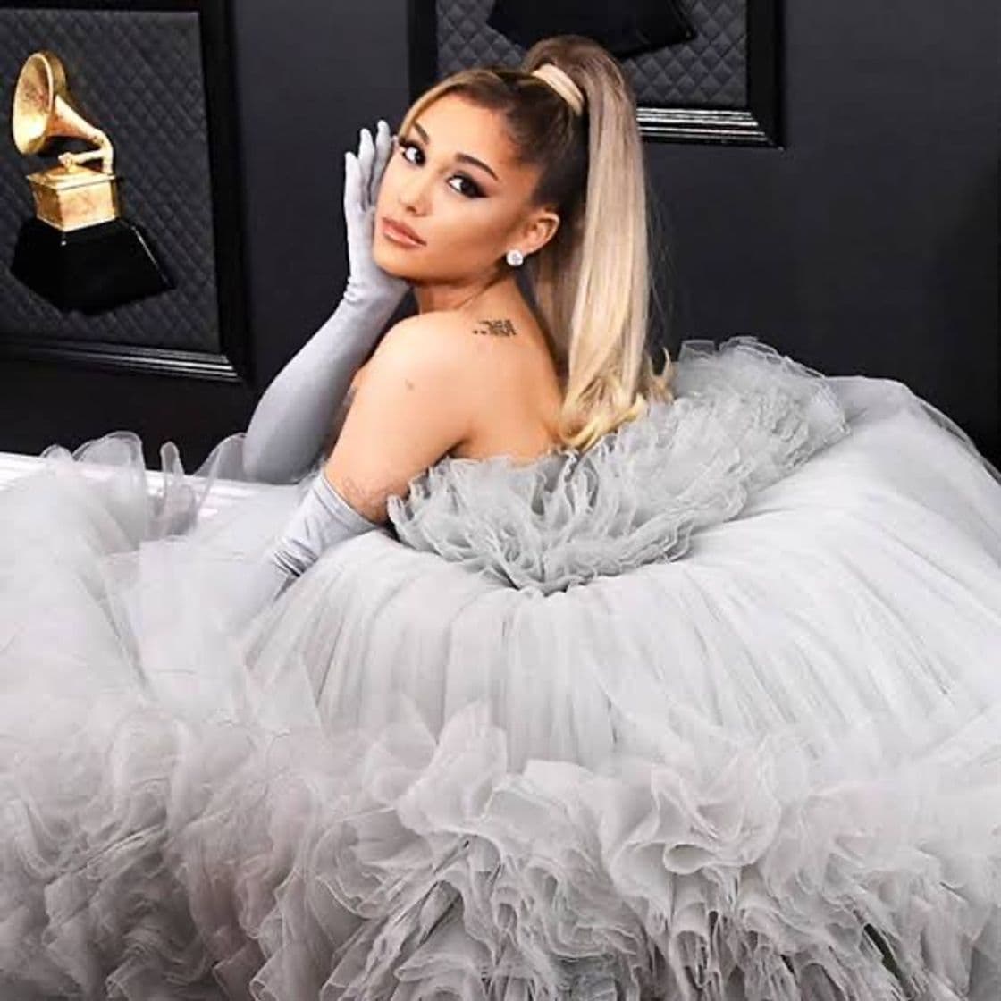 Moda ARIANA GRANDE