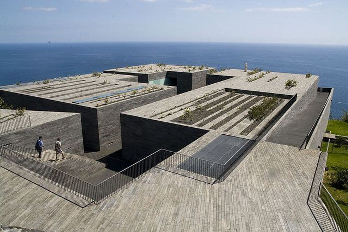 Lugar Museu de Arte Contemporânea da Madeira (Mudas)