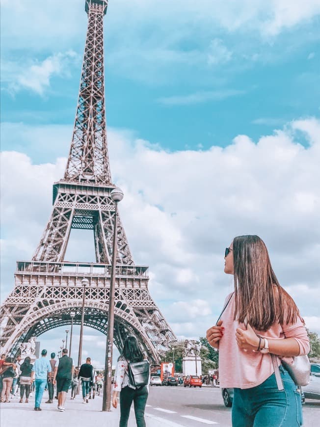 Place Torre Eiffel