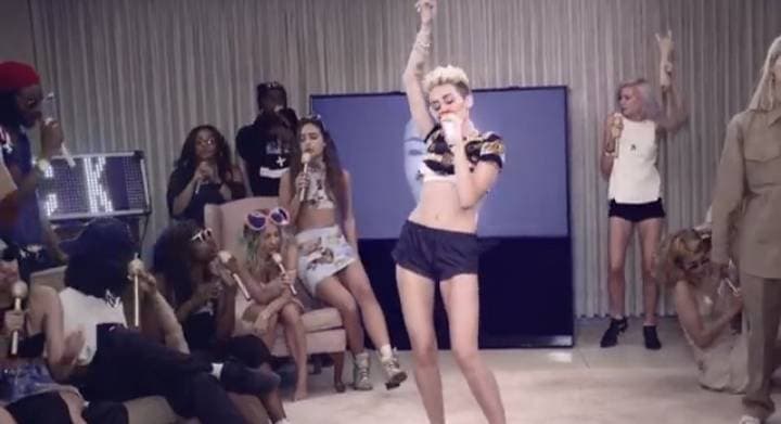 Fashion Miley Cyrus - We can't stop 