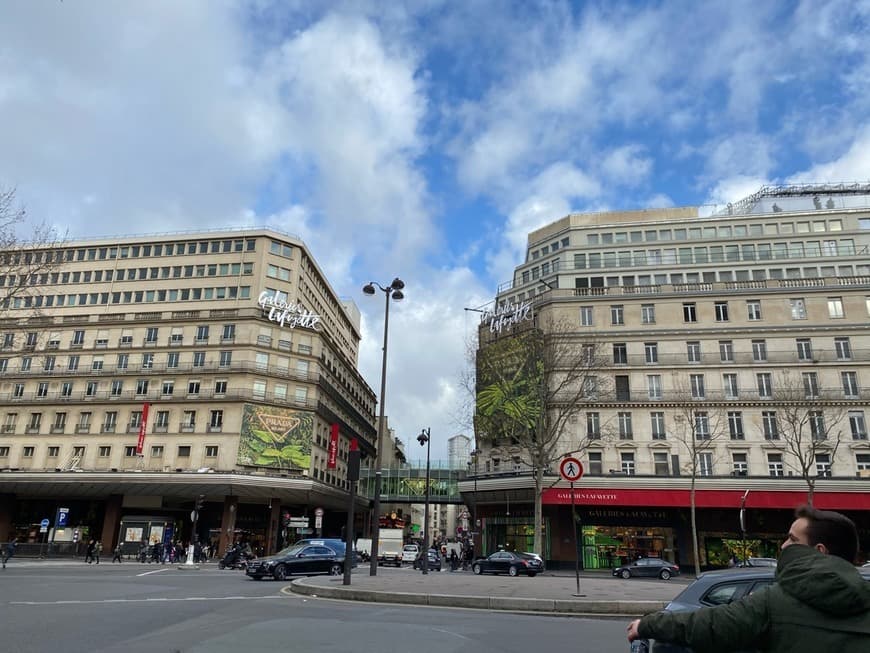 Lugar Galeries Lafayette Haussmann