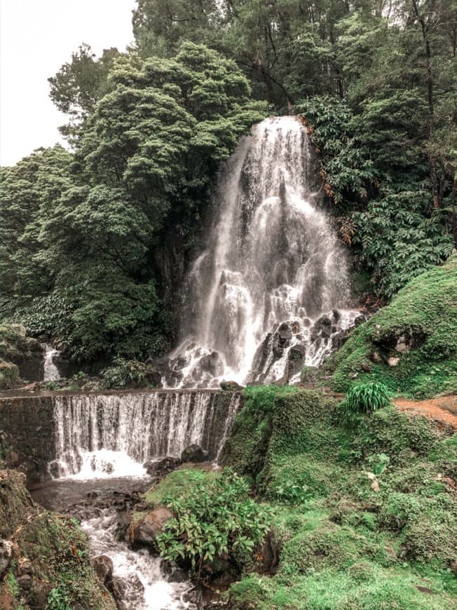 Lugar Ribeira dos Caldeirões