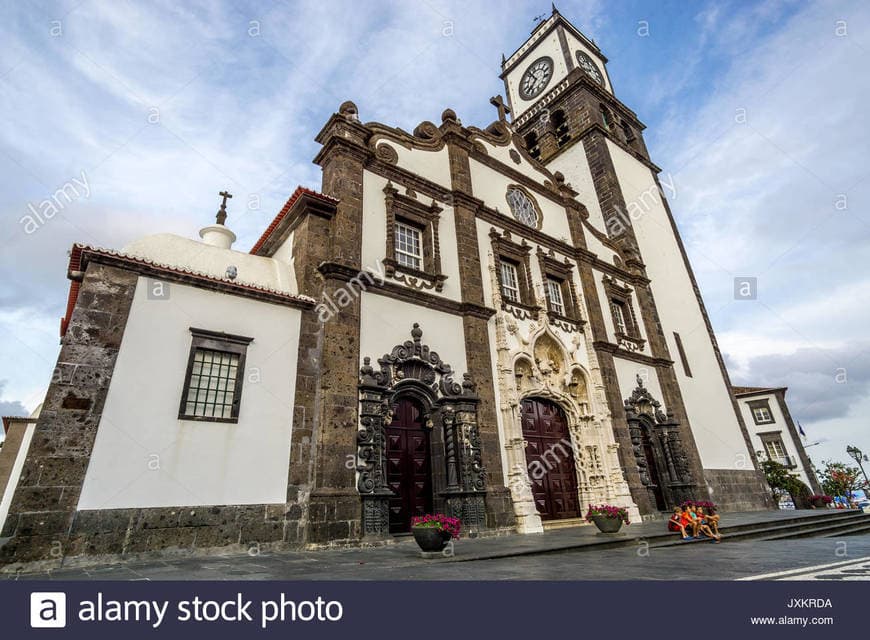 Place Igreja de São Sebastião