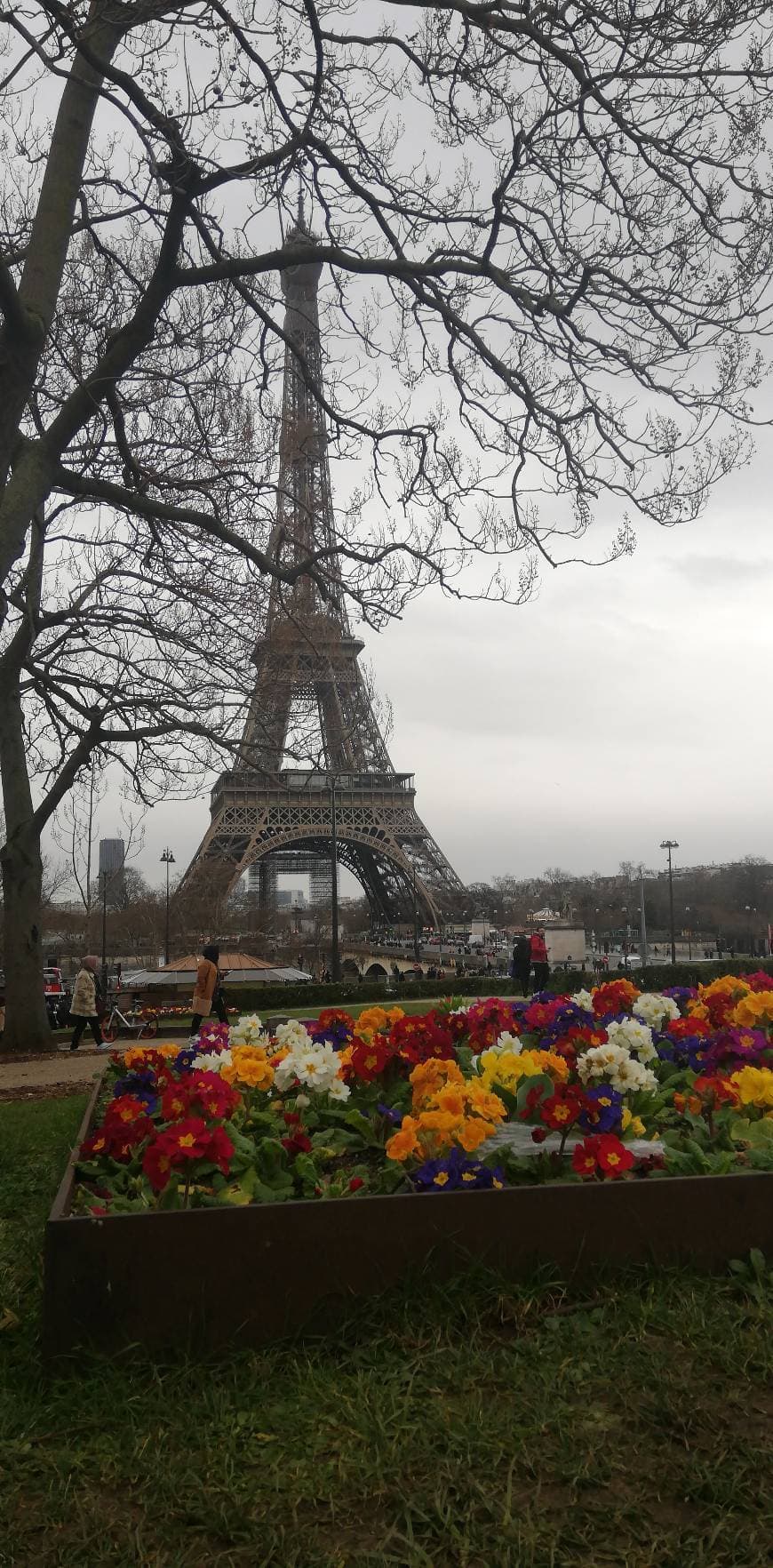 Place Torre Eiffel