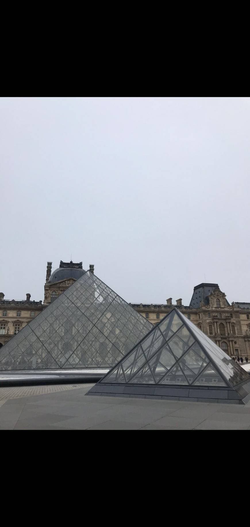 Place Museo del Louvre