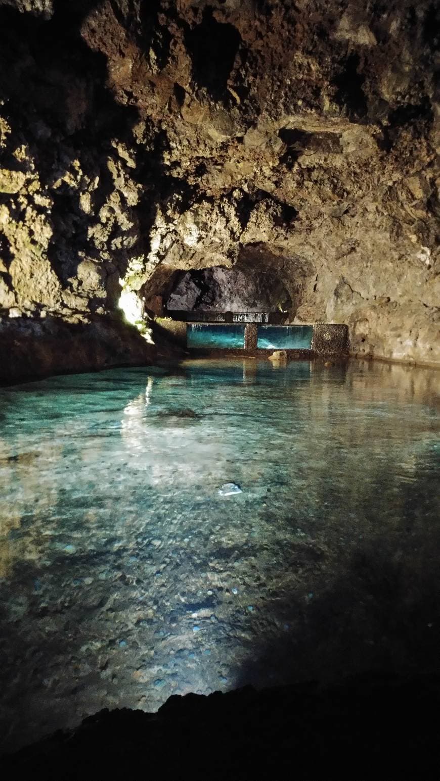 Place Grutas de São Vicente