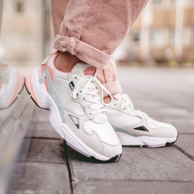 Producto Adidas Falcon - White