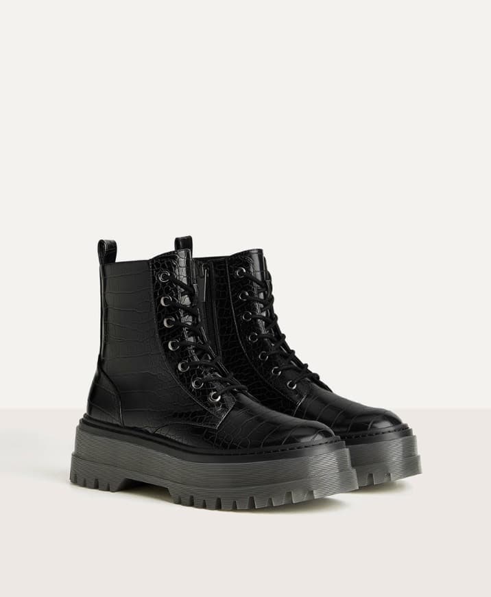 Product Botins BERSHKA