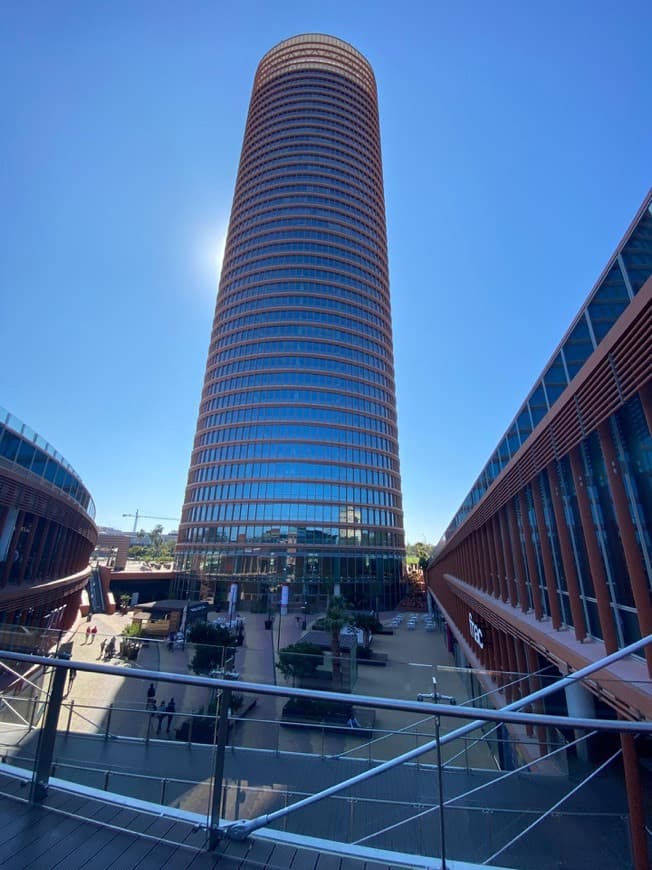 Lugar Eurostars Torre Sevilla