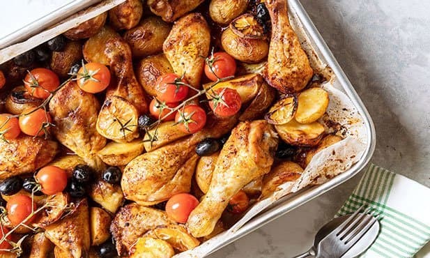 Moda Frango no forno com batatas