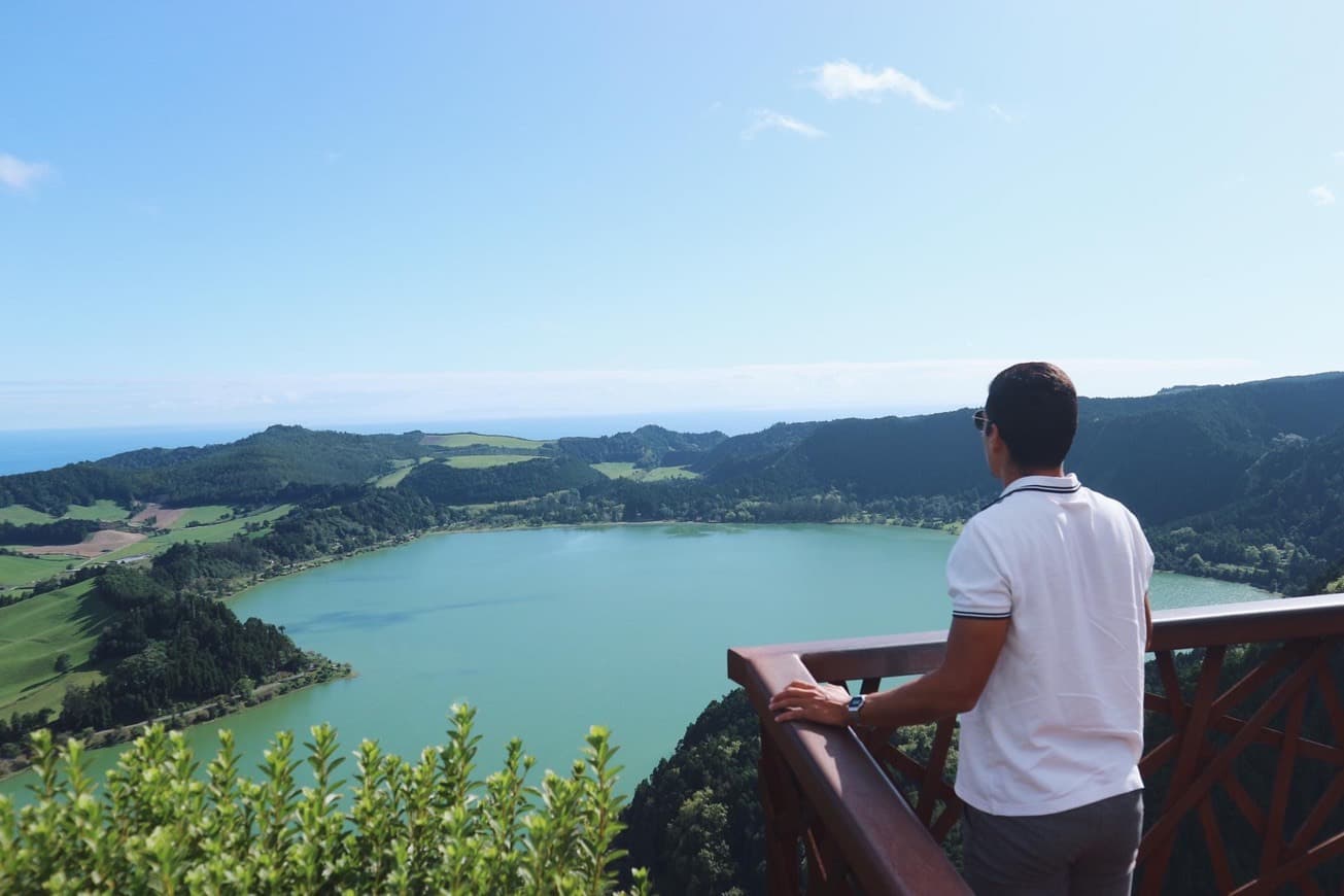 Place Furnas Lake