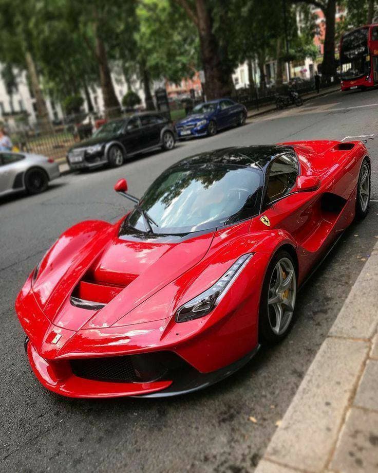 Moda La Ferrari