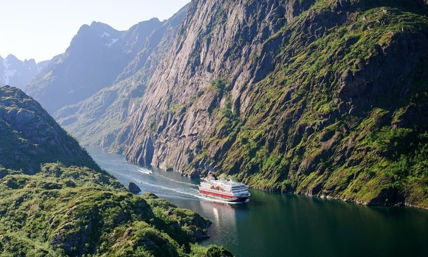 Lugar Trollfjord