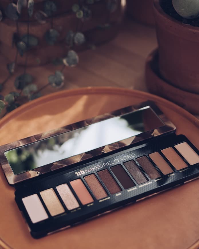 Producto Naked Reloaded Eyeshadow Palette