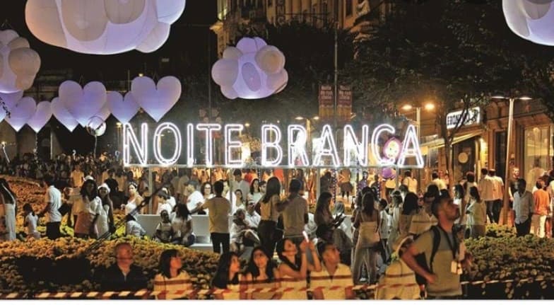 Place Noite Branca