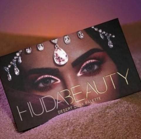 Product Paleta rose gold Huda beauty