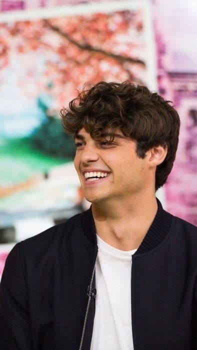 Moda Noah Centineo