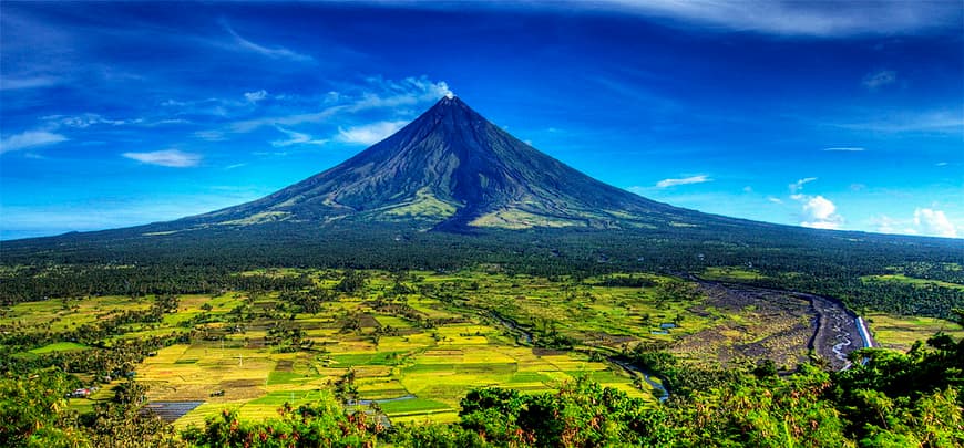 Place Mayon Volcano