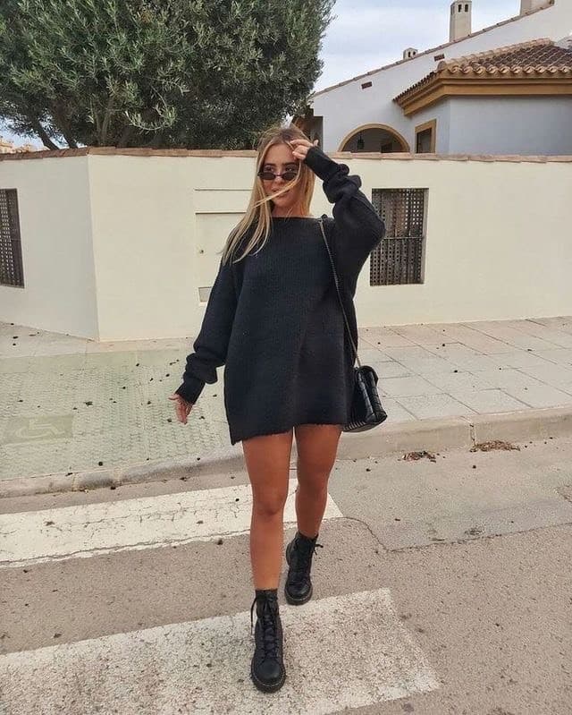 Fashion outfit all black